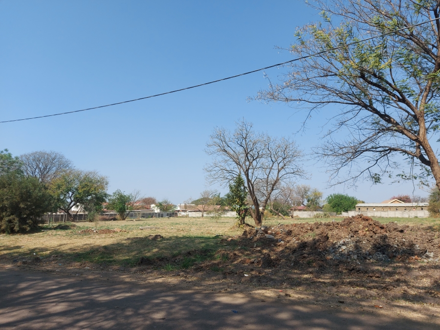 0 Bedroom Property for Sale in Oos Einde North West